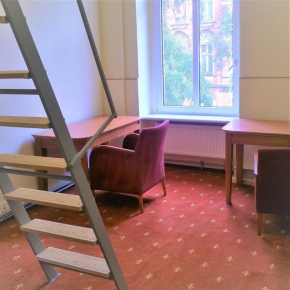Отель Hostel Kwadrans  Гливице